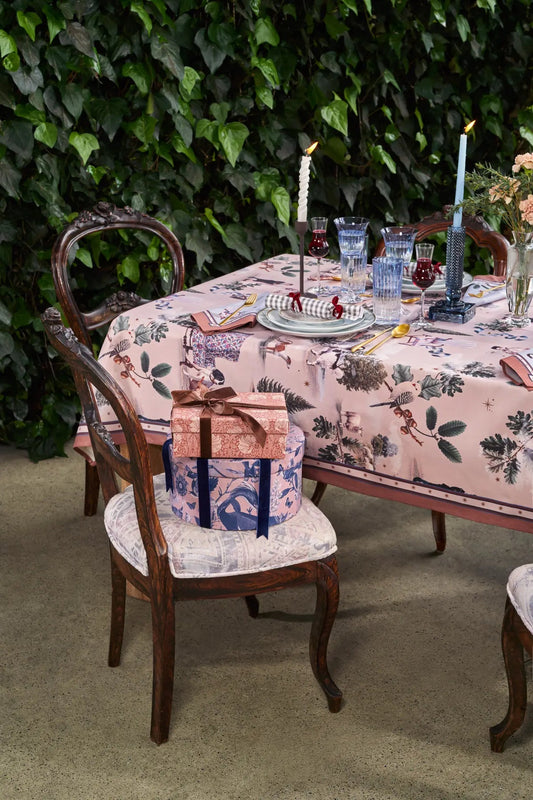 Mantel Taupe Doghouse