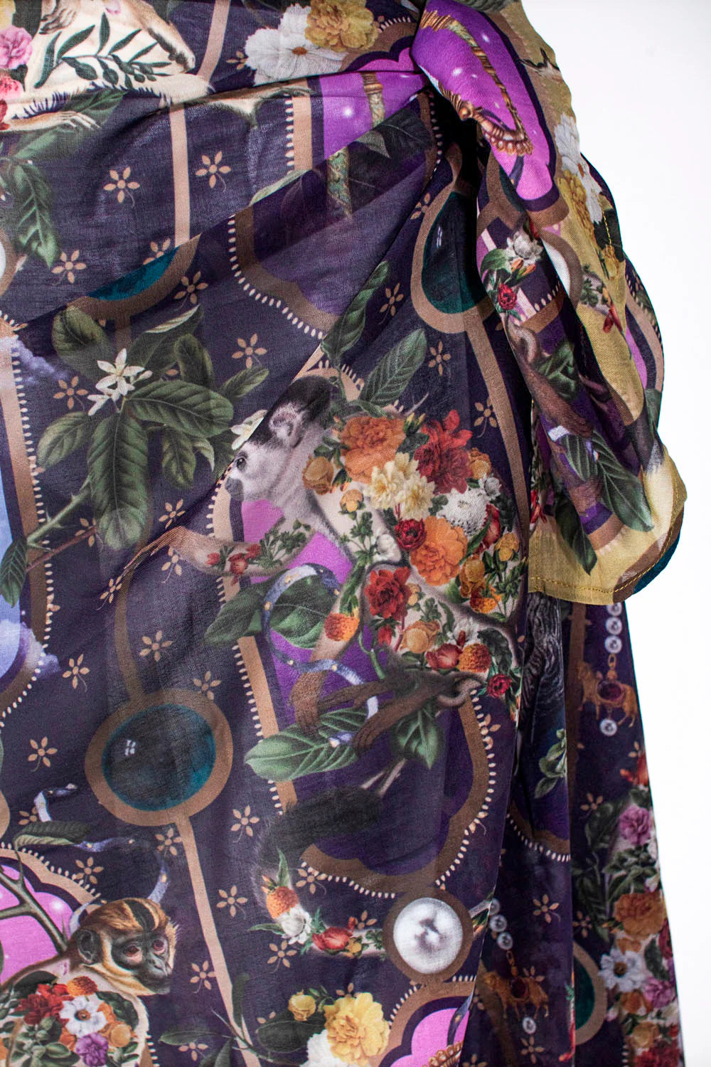 Pareo Purple India