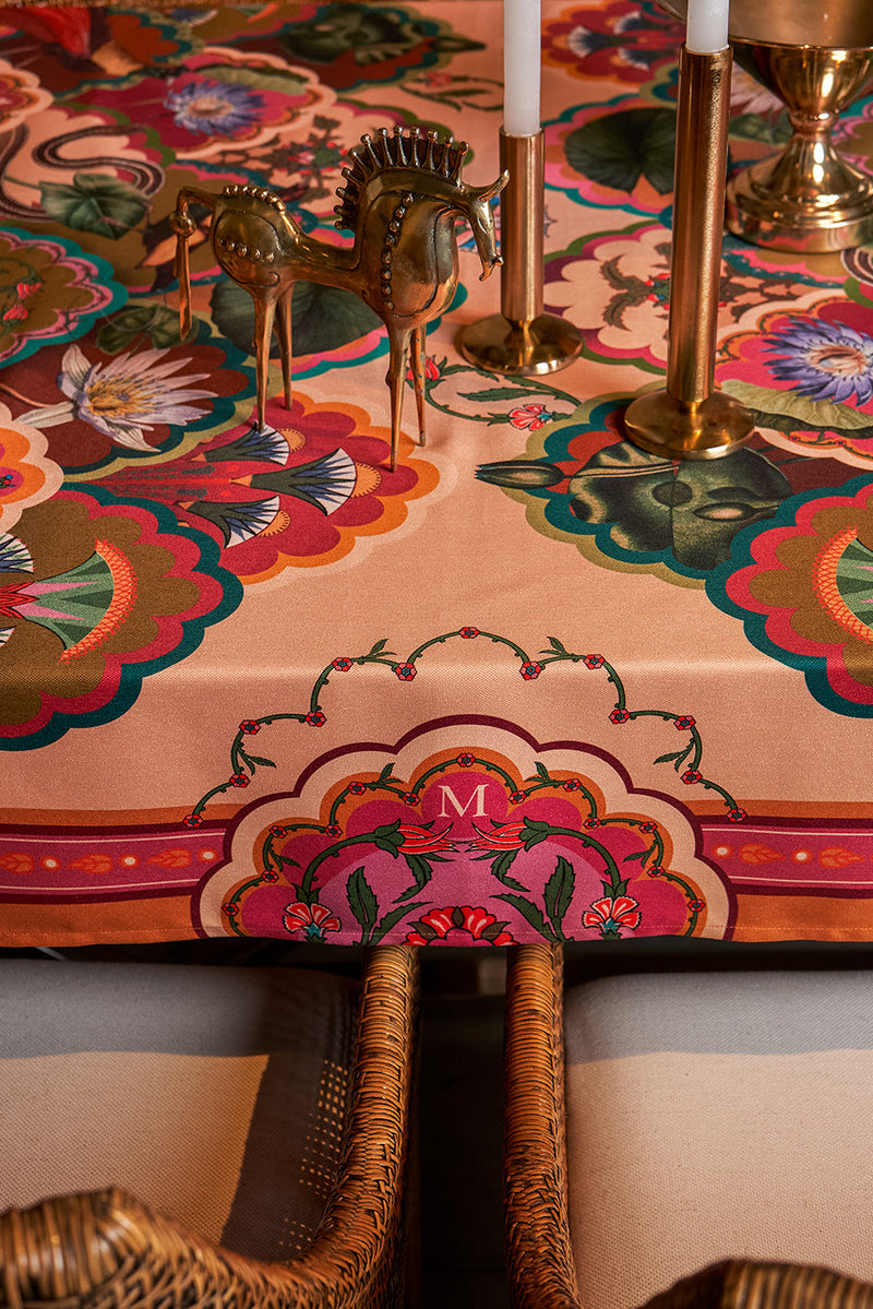 Mantel Lotus