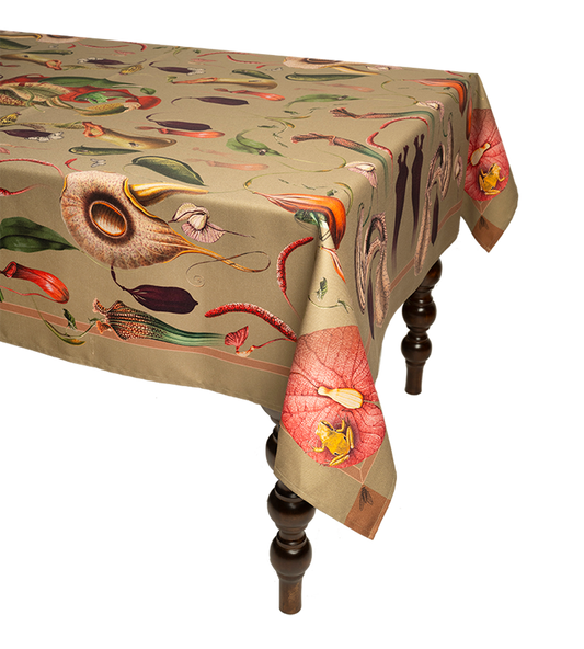 Mantel Carnivora Green