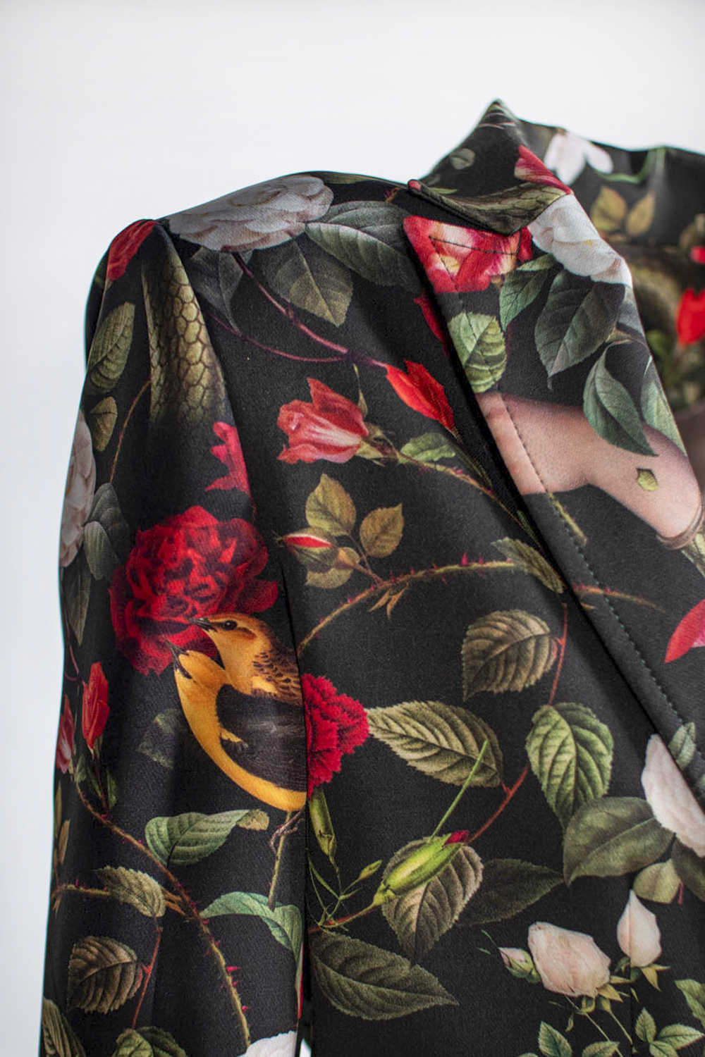 Blazer Armani Roses