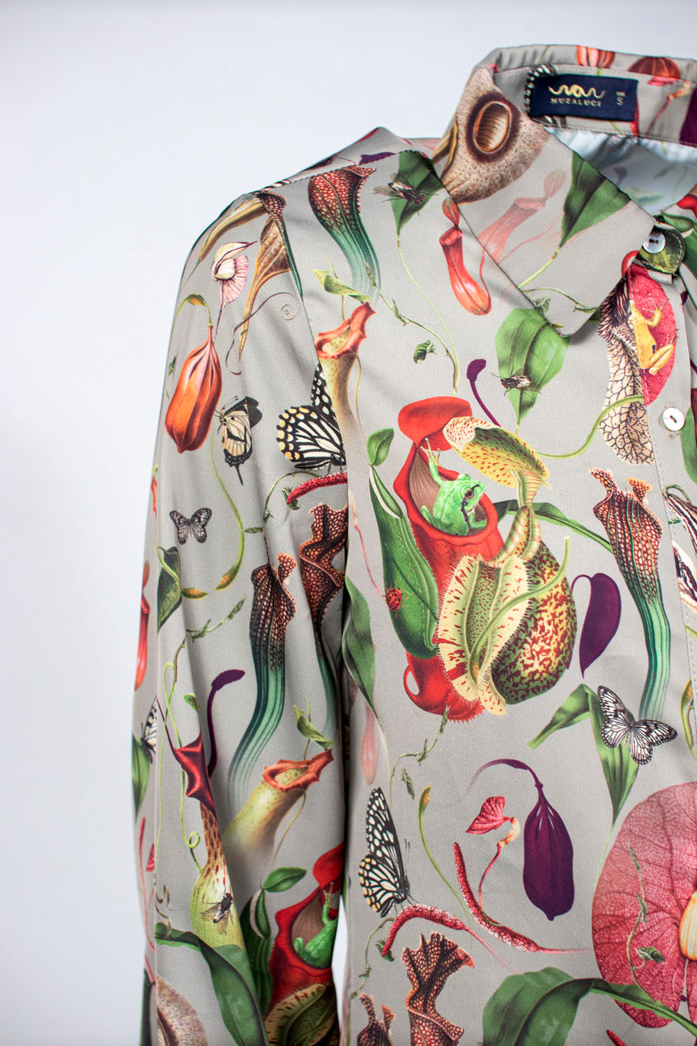 Blusa Carnivora Green